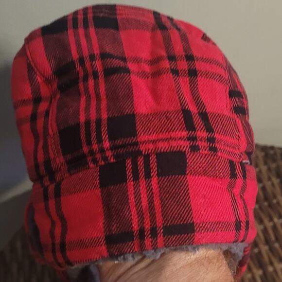 CHILDRENS PLACE Kids Trapper Hat Sz S/M 4/7 Red Plaid Sherpa Lined Winter - Picture 8 of 8